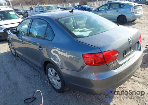 2014 Volkswagen Jetta 1.8T Se from USA, damaged, VIN 3VWD17AJ7EM223507